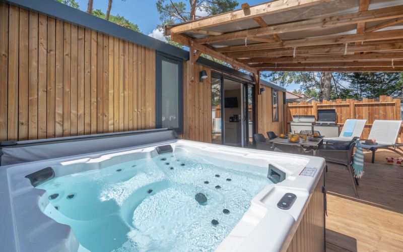 Les locations du camping Beau Rivage à Meze - Ciela Village